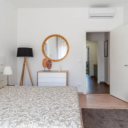 Apartamento And Modern 2 Apts & 1 Room!