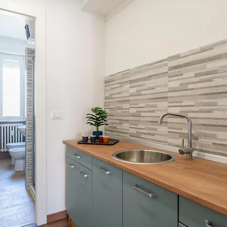 Apartamento And Modern 2 Apts & 1 Room! Livorno