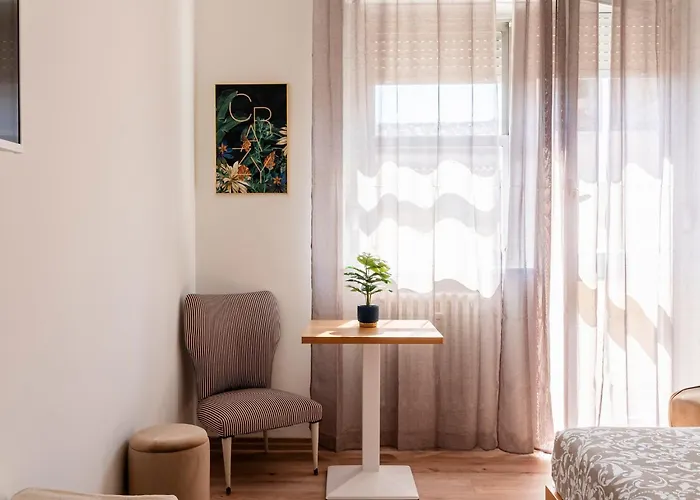 And Modern 2 Apts & 1 Room! *